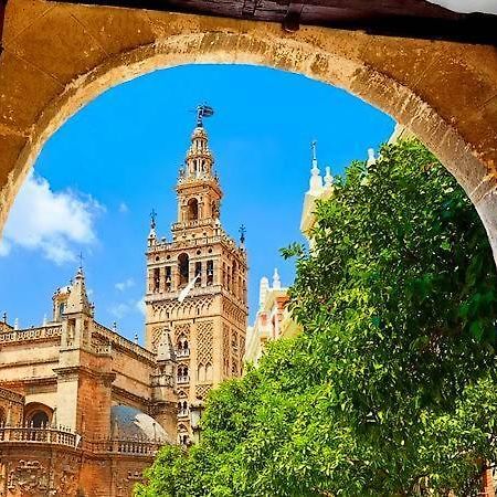 Hub Hostel Sevilla Bagian luar foto