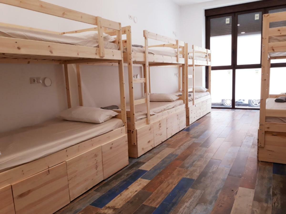 Hub Hostel Sevilla Bagian luar foto