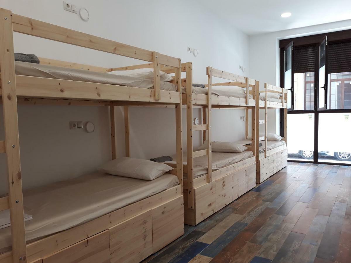 Hub Hostel Sevilla Bagian luar foto